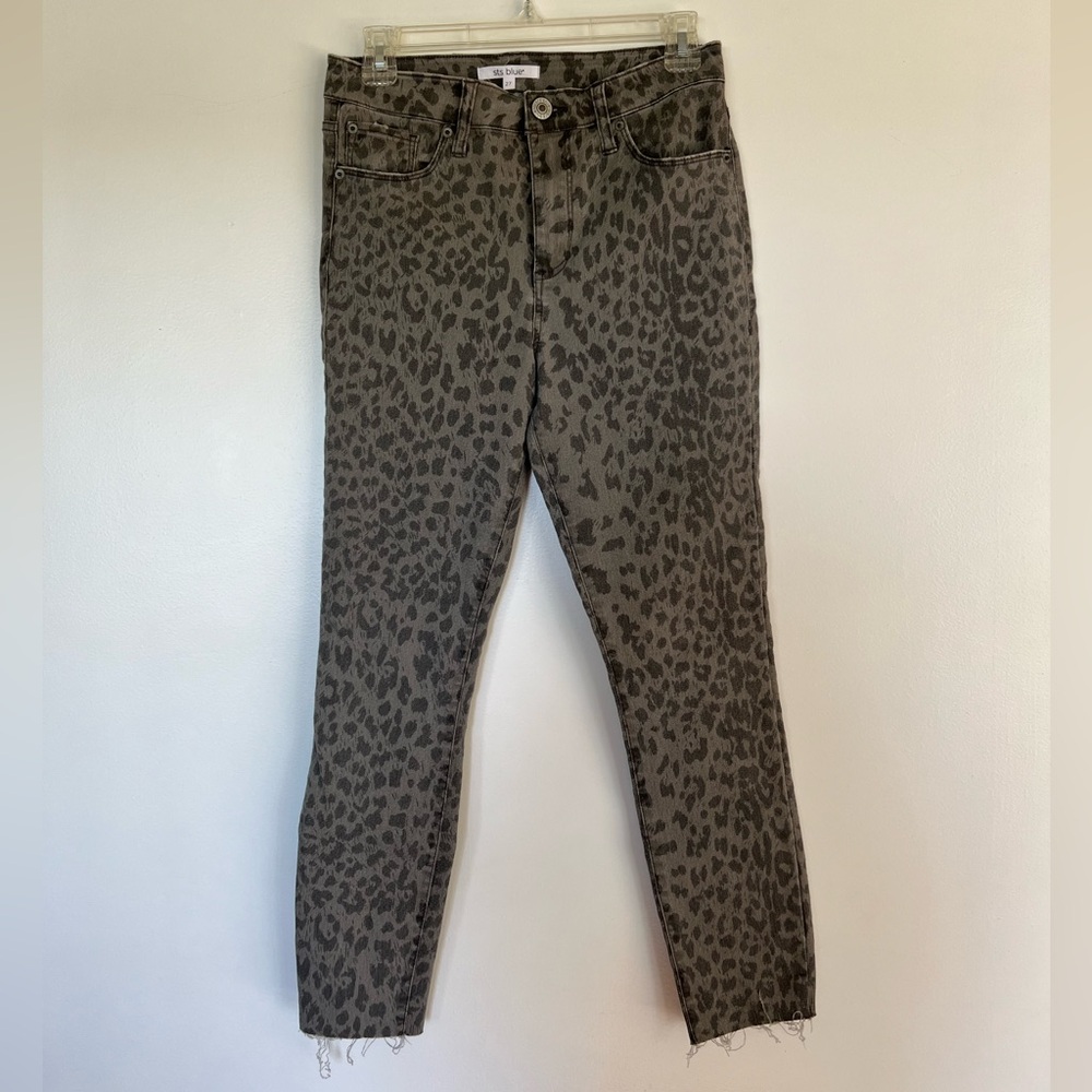 High rise ankle leopard jeans
